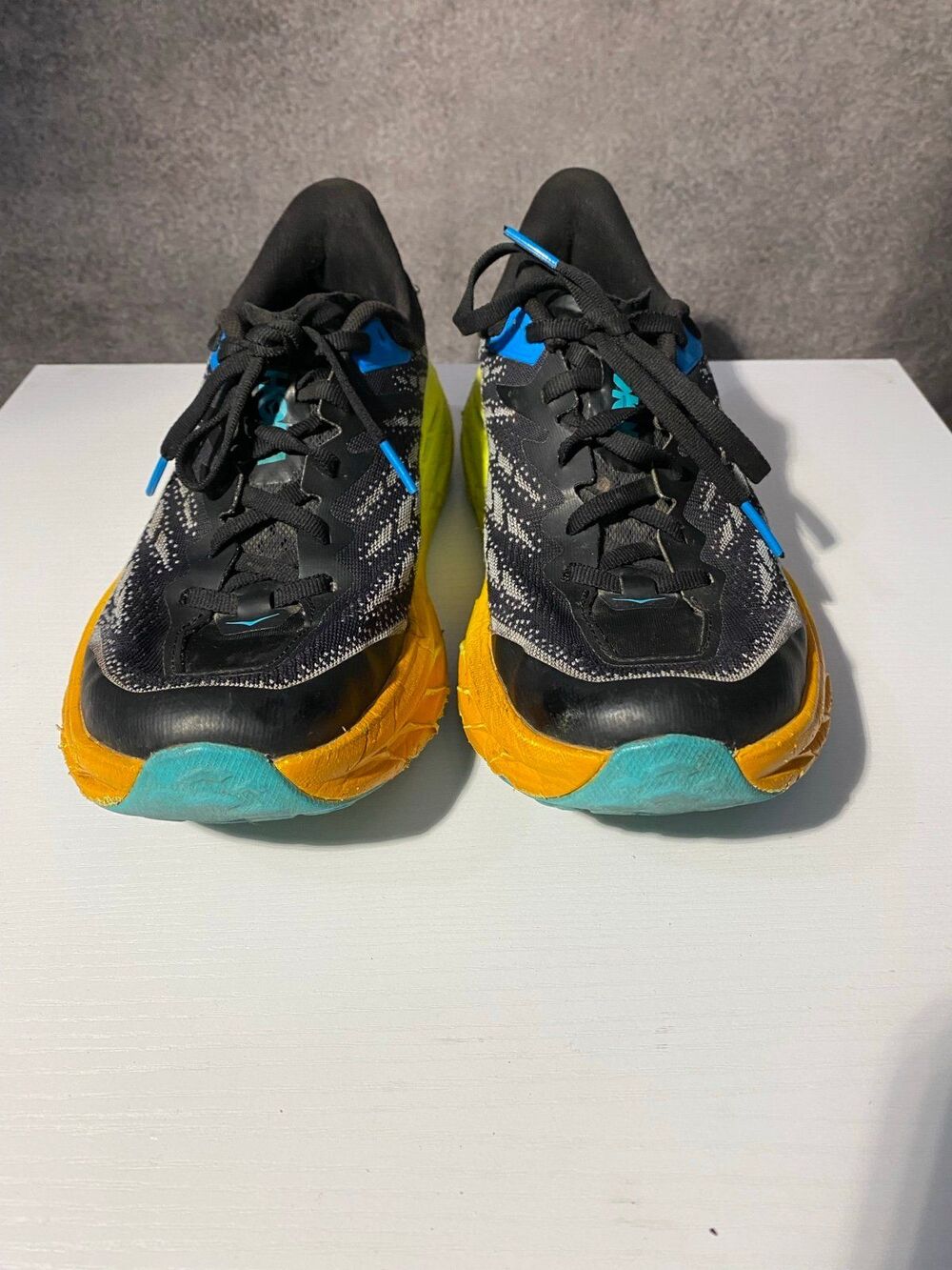 HOKA Speedgoat 5 Women's Trail Running Shoes Size 9B Vibram Megagrip Black - Picture 2 of 8